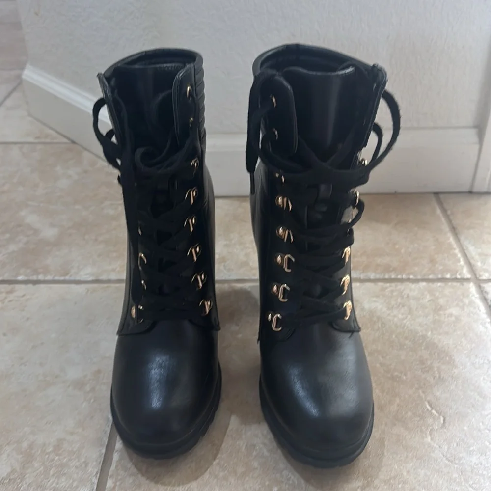 Booties - Picture 2 of 9